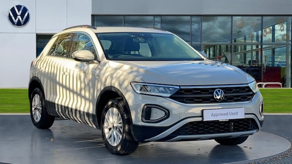 Used Volkswagen T-Roc 2023 for sale - 76124289: Photo 1