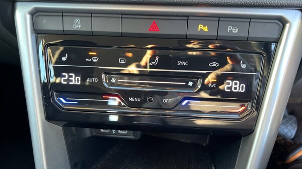 Used Volkswagen T-Roc 2023 for sale - 76124289: Photo 49