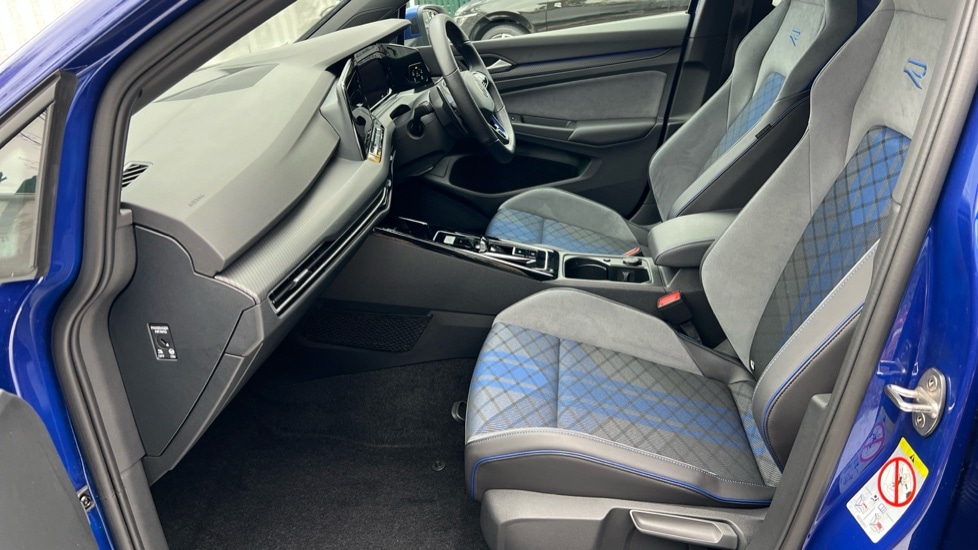 Used Volkswagen Golf 2023 for sale - 76750169: Photo 28