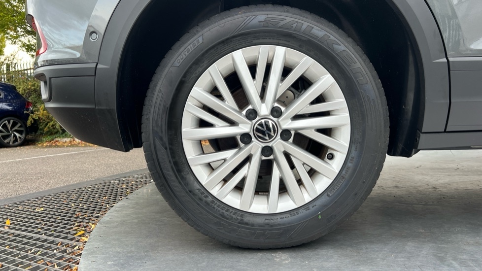 Used Volkswagen T-Roc 2024 for sale - 76154710: Photo 18