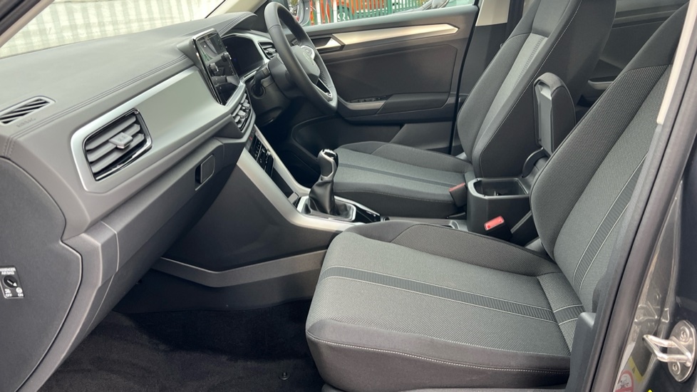 Used Volkswagen T-Roc 2024 for sale - 76154710: Photo 28