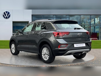 Used Volkswagen T-Roc 2024 for sale - 76154710: Photo 3