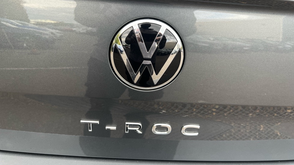 Used Volkswagen T-Roc 2024 for sale - 76154710: Photo 47