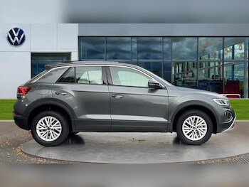 Used Volkswagen T-Roc 2024 for sale - 76154710: Photo 4
