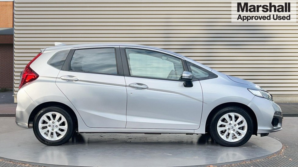 Used Honda Jazz 2019 for sale - 76007625: Photo 2
