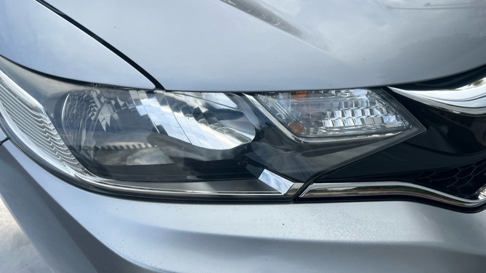 Used Honda Jazz 2019 for sale - 76007625: Photo 38