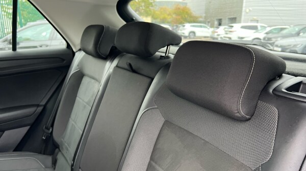 Used Volkswagen T-Roc 2024 for sale - 76244475: Photo 14