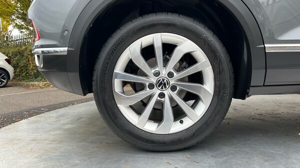 Used Volkswagen T-Roc 2024 for sale - 76244475: Photo 18