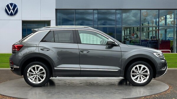 Used Volkswagen T-Roc 2024 for sale - 76244475: Photo 4
