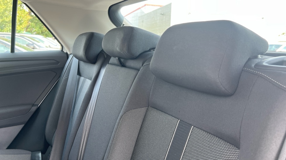 Used Volkswagen T-Roc 2025 for sale - 76528952: Photo 14