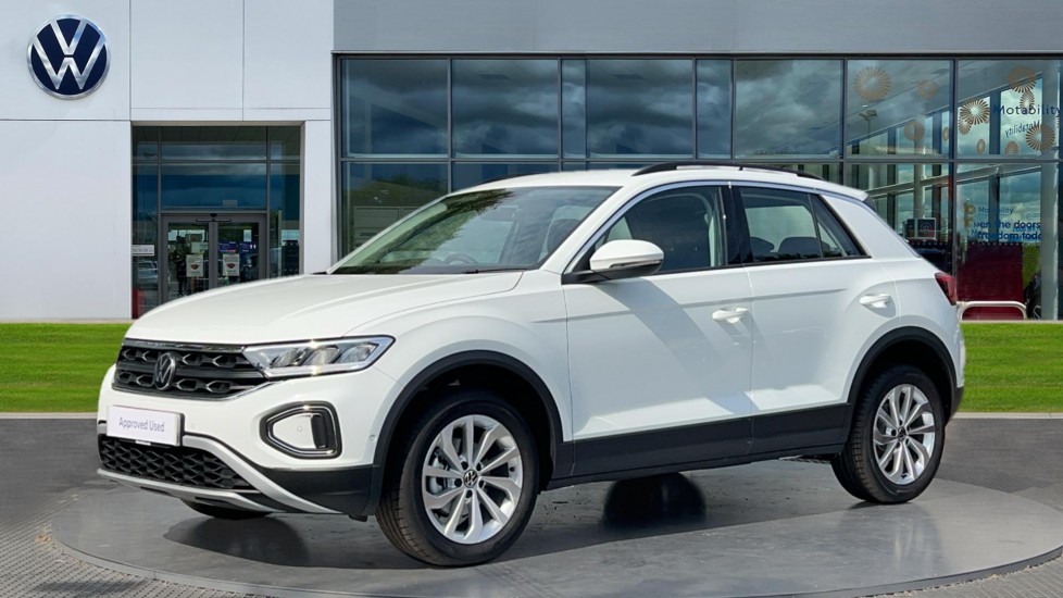 Used Volkswagen T-Roc 2025 for sale - 76528952: Photo 6