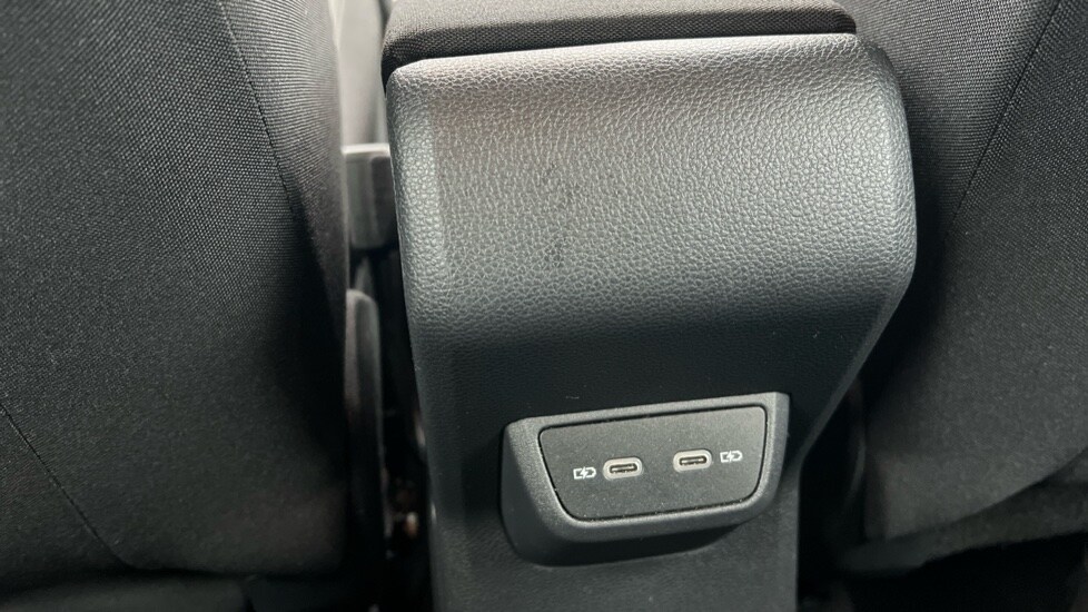 Used Volkswagen Polo 2022 for sale - 77067908: Photo 34