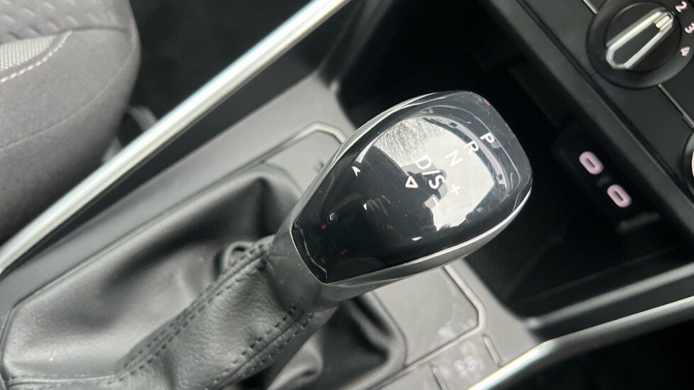 Used Volkswagen Polo 2022 for sale - 77067908: Photo 36