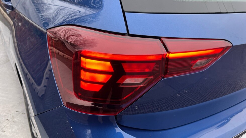 Used Volkswagen Polo 2022 for sale - 77067908: Photo 45