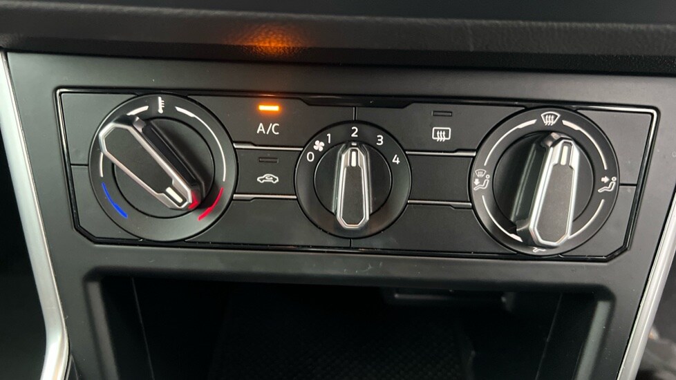 Used Volkswagen Polo 2022 for sale - 77067908: Photo 51