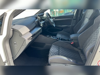 Used Volkswagen Golf 2025 for sale - 76871531: Photo