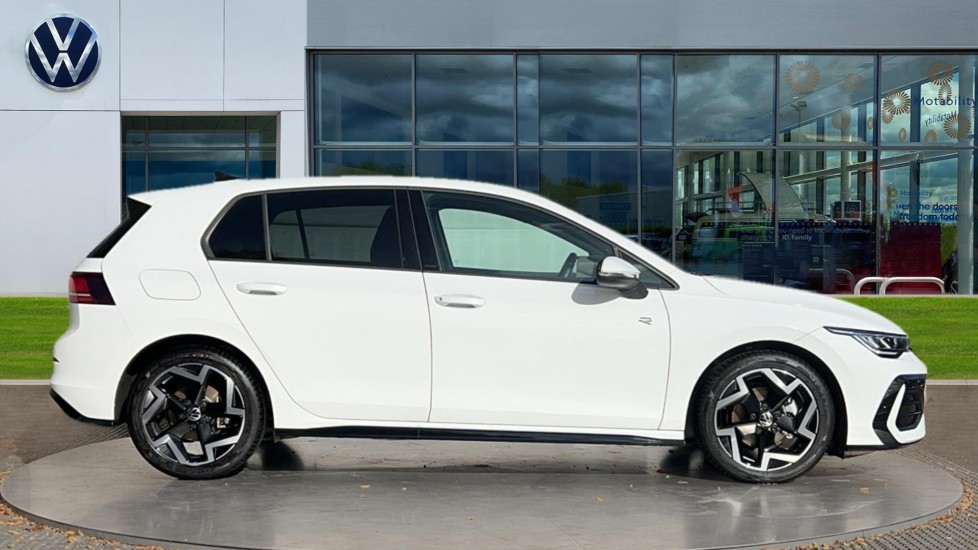 Used Volkswagen Golf 2025 for sale - 76871531: Photo 4