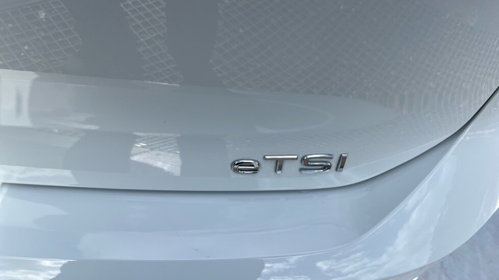 Used Volkswagen Golf 2025 for sale - 76871531: Photo 44