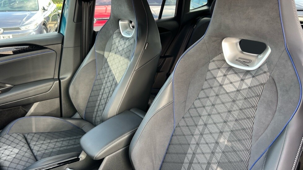 Used Volkswagen Tiguan 2024 for sale - 76870947: Photo 37