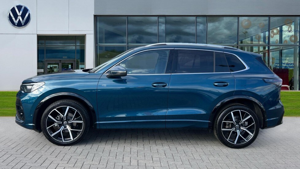 Used Volkswagen Tiguan 2024 for sale - 76870947: Photo 9