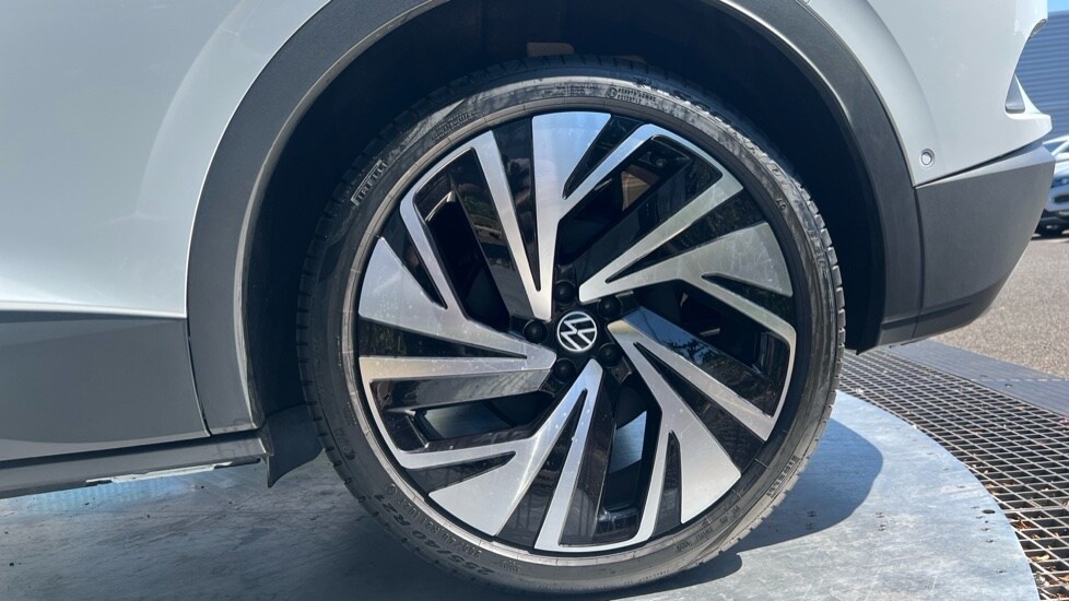 Used Volkswagen ID.4 2025 for sale - 77067842: Photo 19