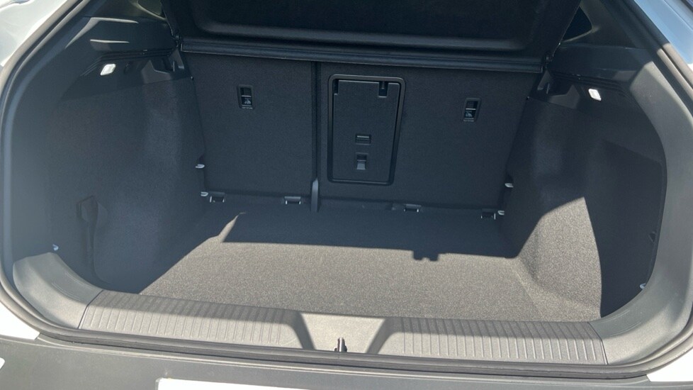 Used Volkswagen ID.4 2025 for sale - 77067842: Photo 36