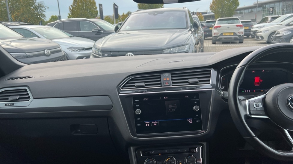 Used Volkswagen Tiguan 2020 for sale - 76092049: Photo 12