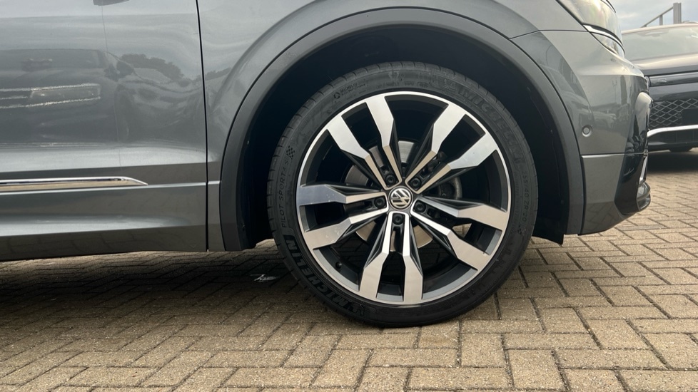 Used Volkswagen Tiguan 2020 for sale - 76092049: Photo 20
