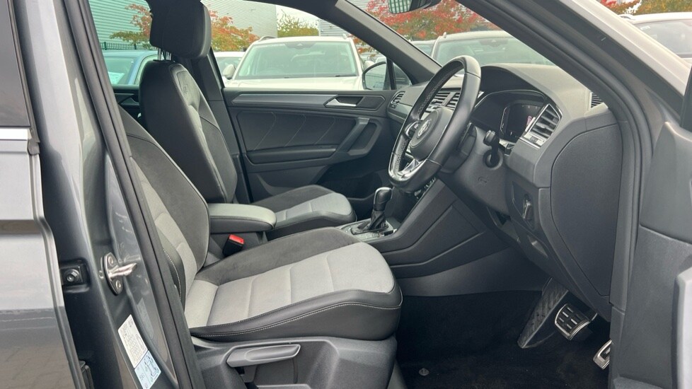 Used Volkswagen Tiguan 2020 for sale - 76092049: Photo 26