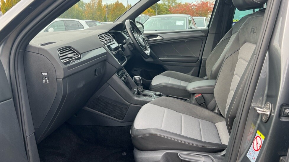 Used Volkswagen Tiguan 2020 for sale - 76092049: Photo 28