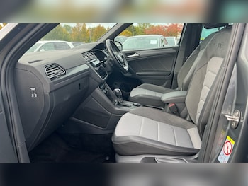 Used Volkswagen Tiguan 2020 for sale - 76092049: Photo 2