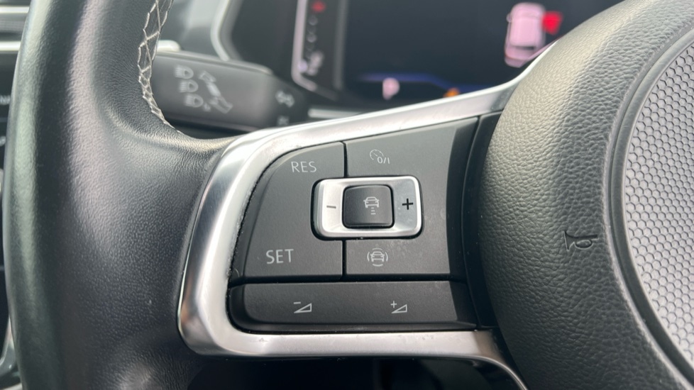 Used Volkswagen Tiguan 2020 for sale - 76092049: Photo 30