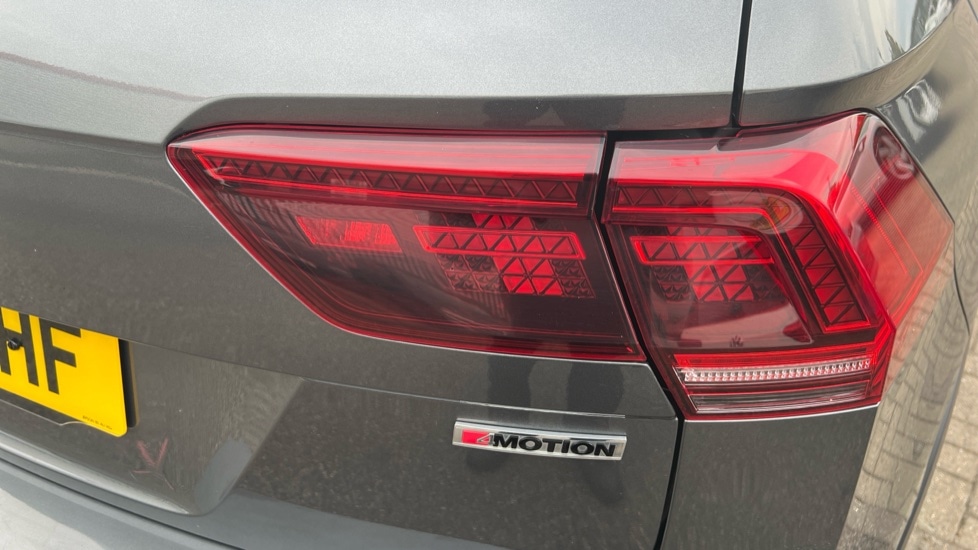 Used Volkswagen Tiguan 2020 for sale - 76092049: Photo 41