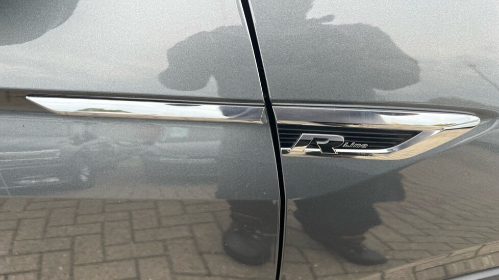 Used Volkswagen Tiguan 2020 for sale - 76092049: Photo 44