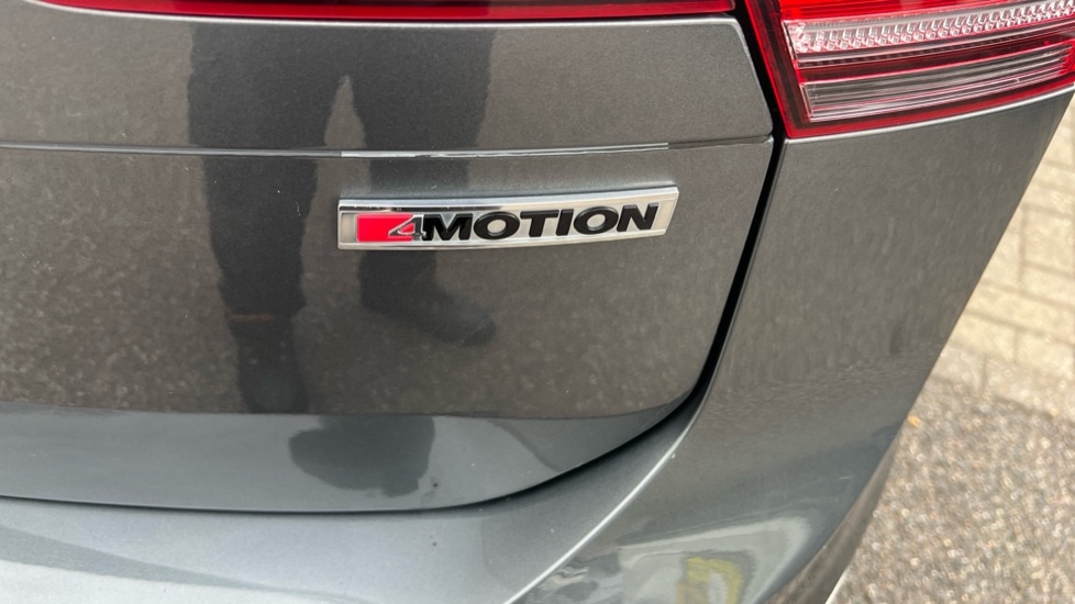 Used Volkswagen Tiguan 2020 for sale - 76092049: Photo 50
