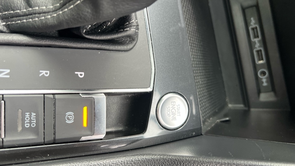Used Volkswagen Tiguan 2020 for sale - 76092049: Photo 51