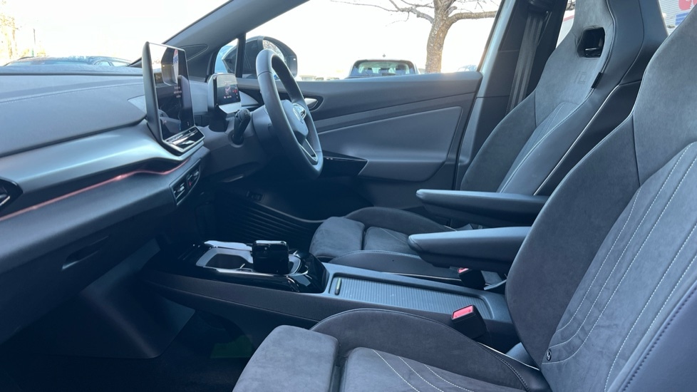 Used Volkswagen ID.4 2025 for sale - 77036028: Photo 28