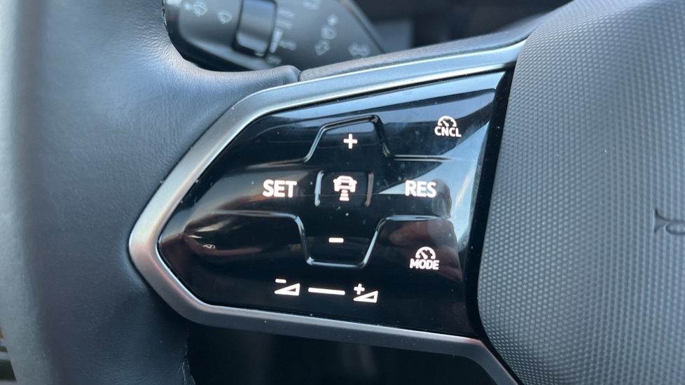 Used Volkswagen ID.4 2025 for sale - 77036028: Photo 31