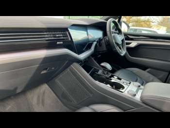 Used Volkswagen Touareg 2023 for sale - 74897688: Photo