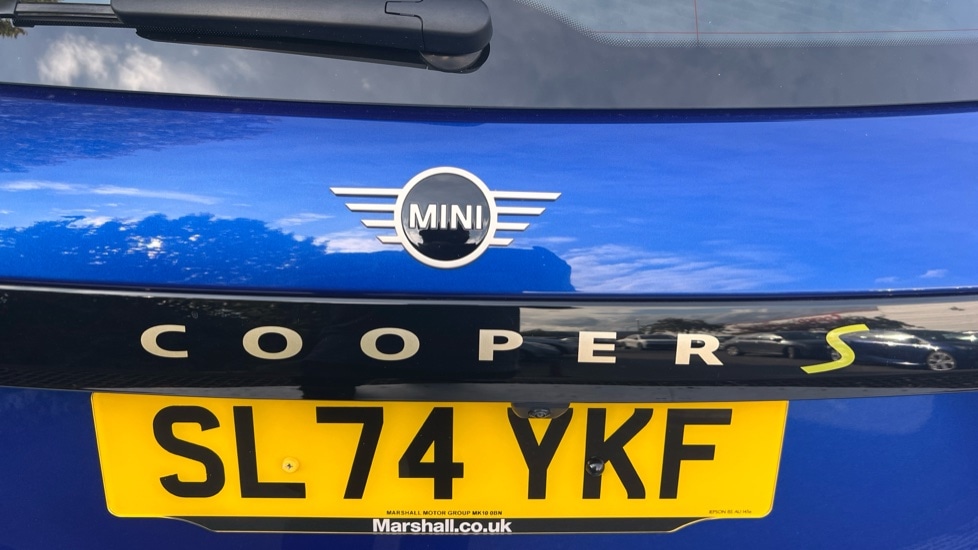 Vehicle 44