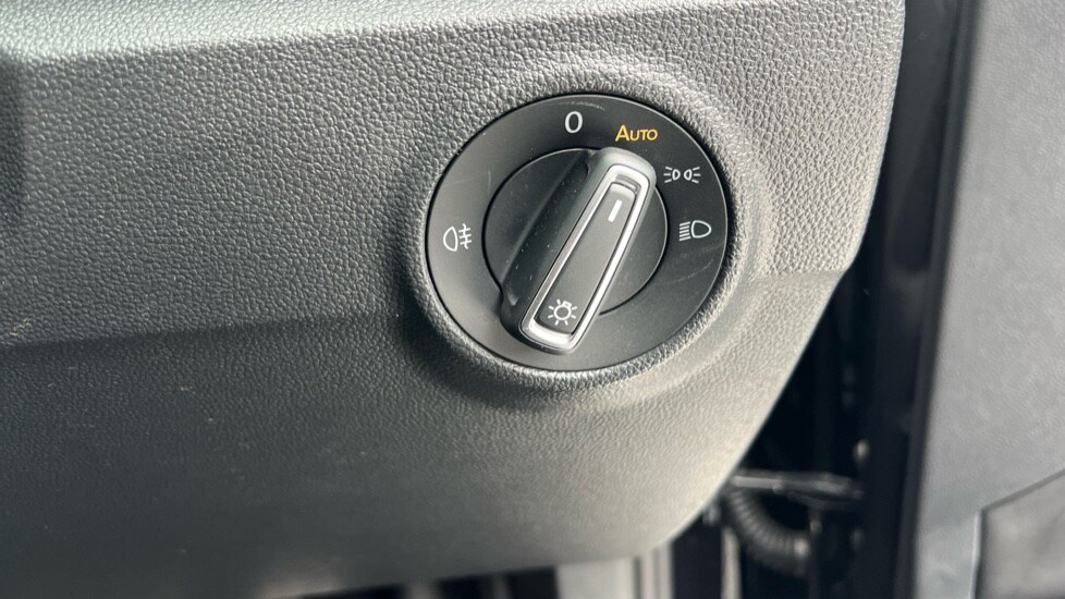Used Volkswagen T-Roc 2025 for sale - 75902038: Photo 49