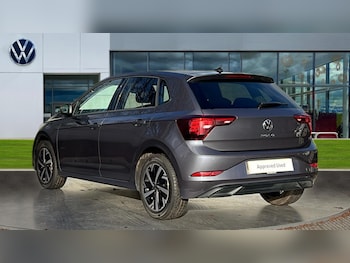 Used Volkswagen Polo 2025 for sale - 76552536: Photo