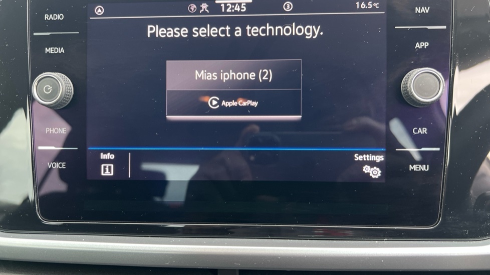 Used Volkswagen T-Roc 2022 for sale - 76664327: Photo 51