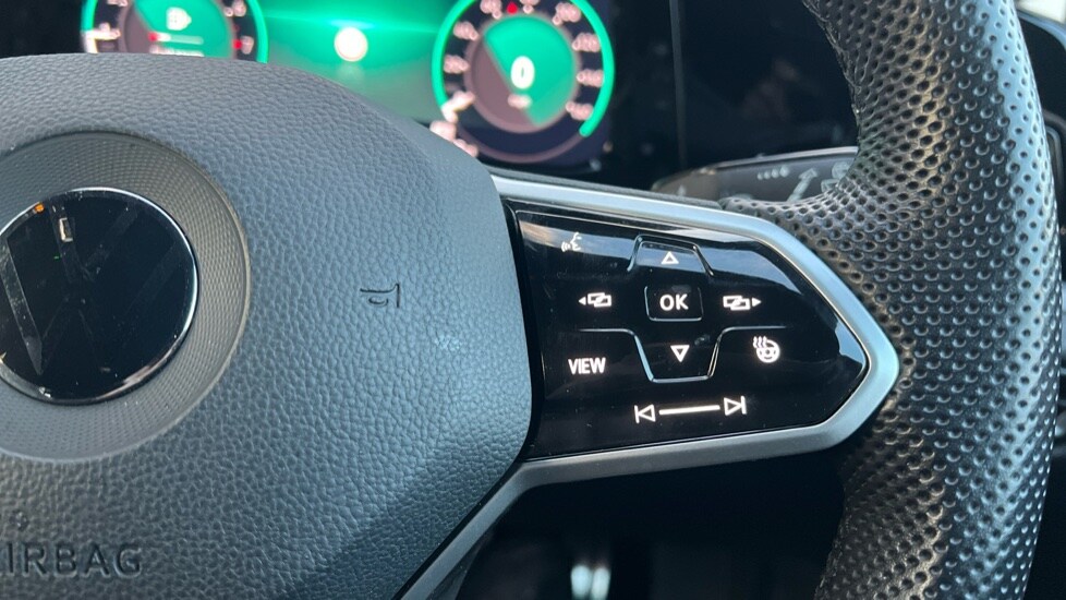 Used Volkswagen Golf 2022 for sale - 76826632: Photo 31