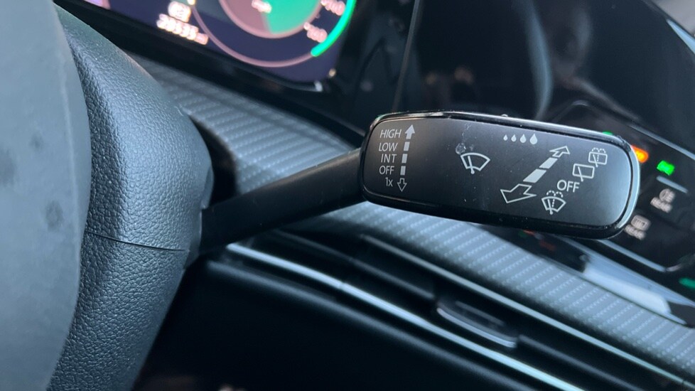 Used Volkswagen Golf 2022 for sale - 76826632: Photo 32