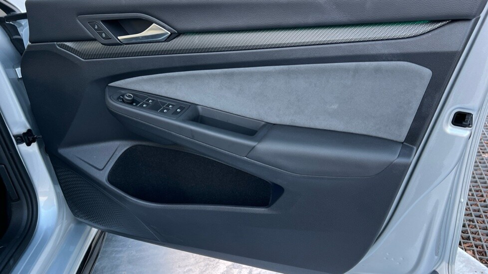 Used Volkswagen Golf 2022 for sale - 76826632: Photo 37