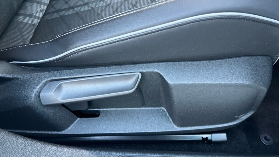 Used Volkswagen Golf 2022 for sale - 76826632: Photo 39