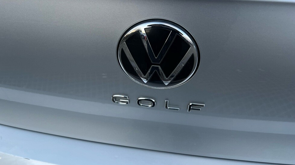 Used Volkswagen Golf 2022 for sale - 76826632: Photo 49