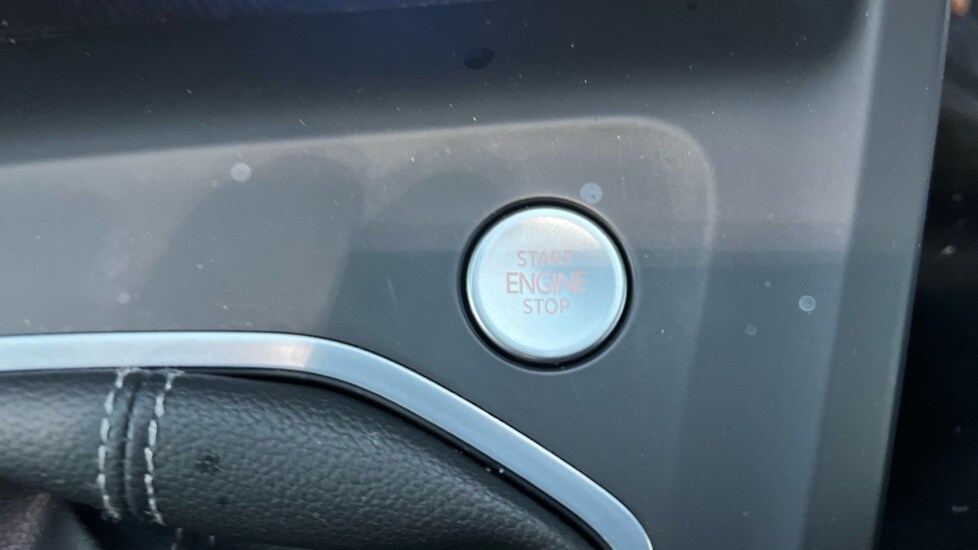 Used Volkswagen Golf 2022 for sale - 76826632: Photo 52