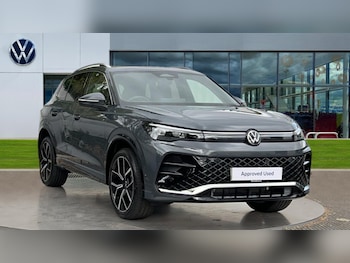 2025 - TIGUAN 1.5 TSI 272 eHybrid R-Line 5dr DSG